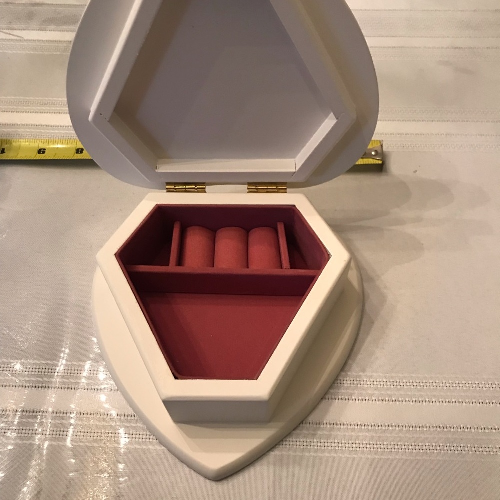 White Heart shaped jewelry box.
